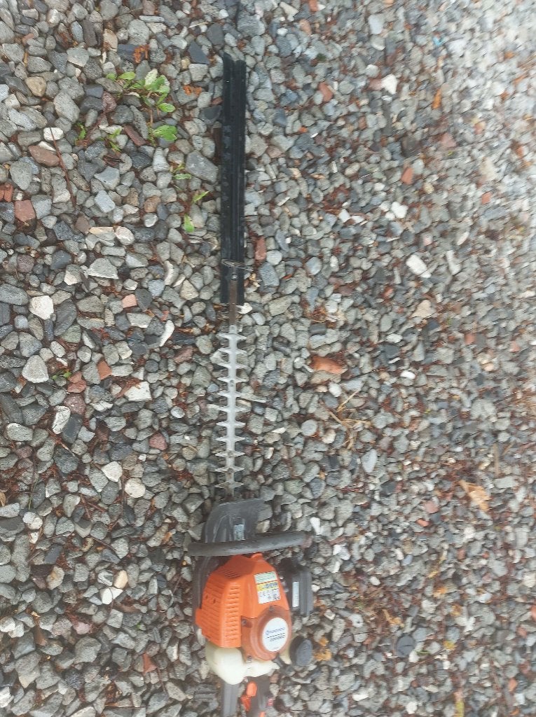 Husqvarna heggenschaar voor onderdelen of herstelling., Particulier