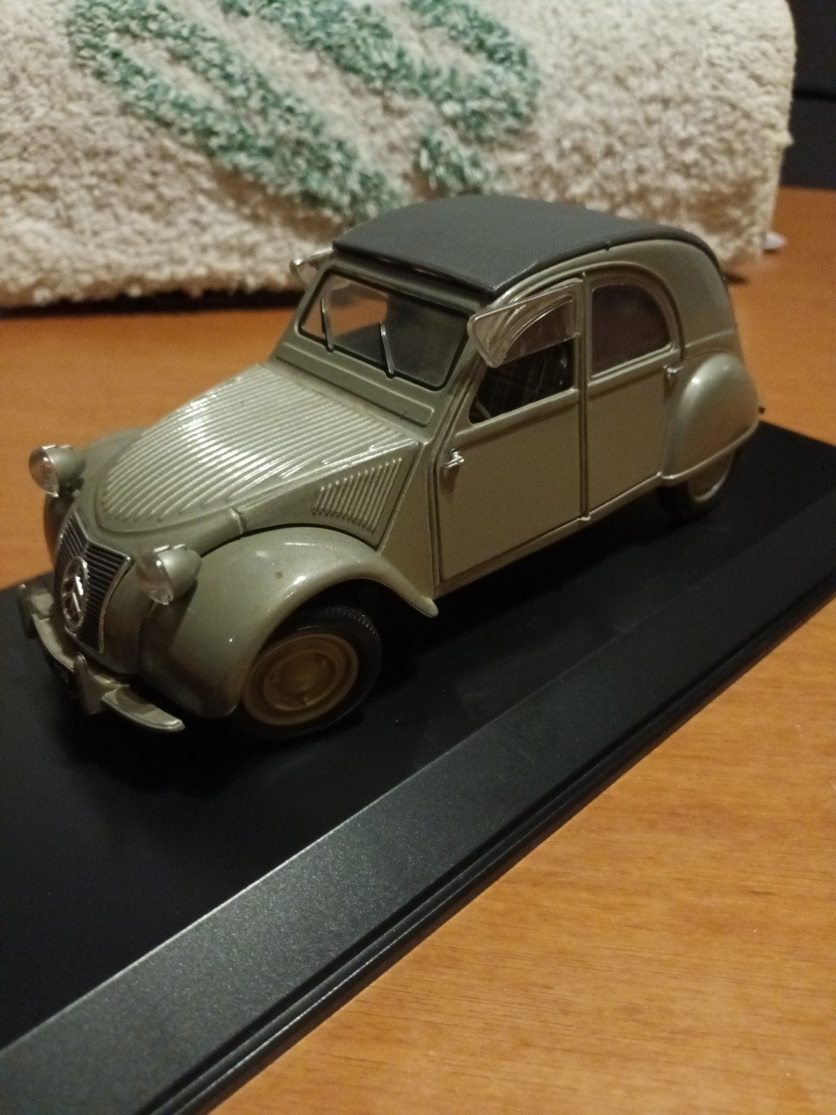 citroen 2cv ,1/18, Ophalen of Verzenden, Maisto