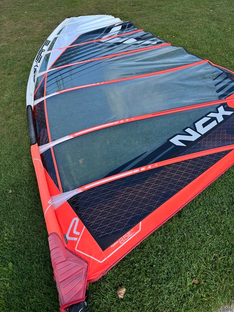 Severne ncx 8.5 +mast + mast verlenger, Ophalen, Zo goed als nieuw, Zeil