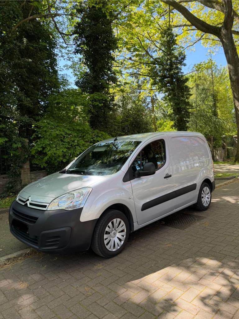Citroën Berlingo 1.6 BlueHDi utilitaire léger, Autos, Achat, Euro 6, Boîte manuelle, Entretenue par le concessionnaire