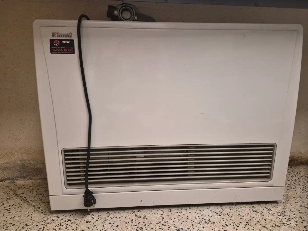 Propaanverwarming, merk Rinnai Energysaver 559FT, Ophalen, 30 tot 80 cm, Gebruikt, Radiator