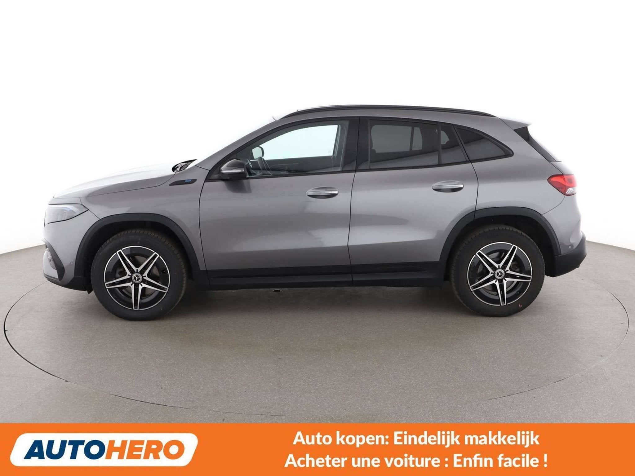 Mercedes-Benz EQA 250 250 AMG Line (automatique), Autos, Mercedes-Benz, Argent ou Gris, Achat, Alcantara, Noir