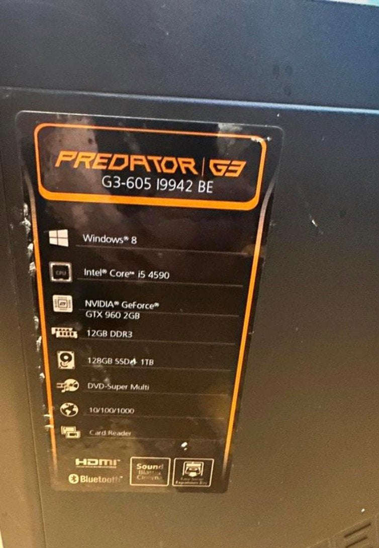 Gaming pc predator, Ophalen, Zo goed als nieuw