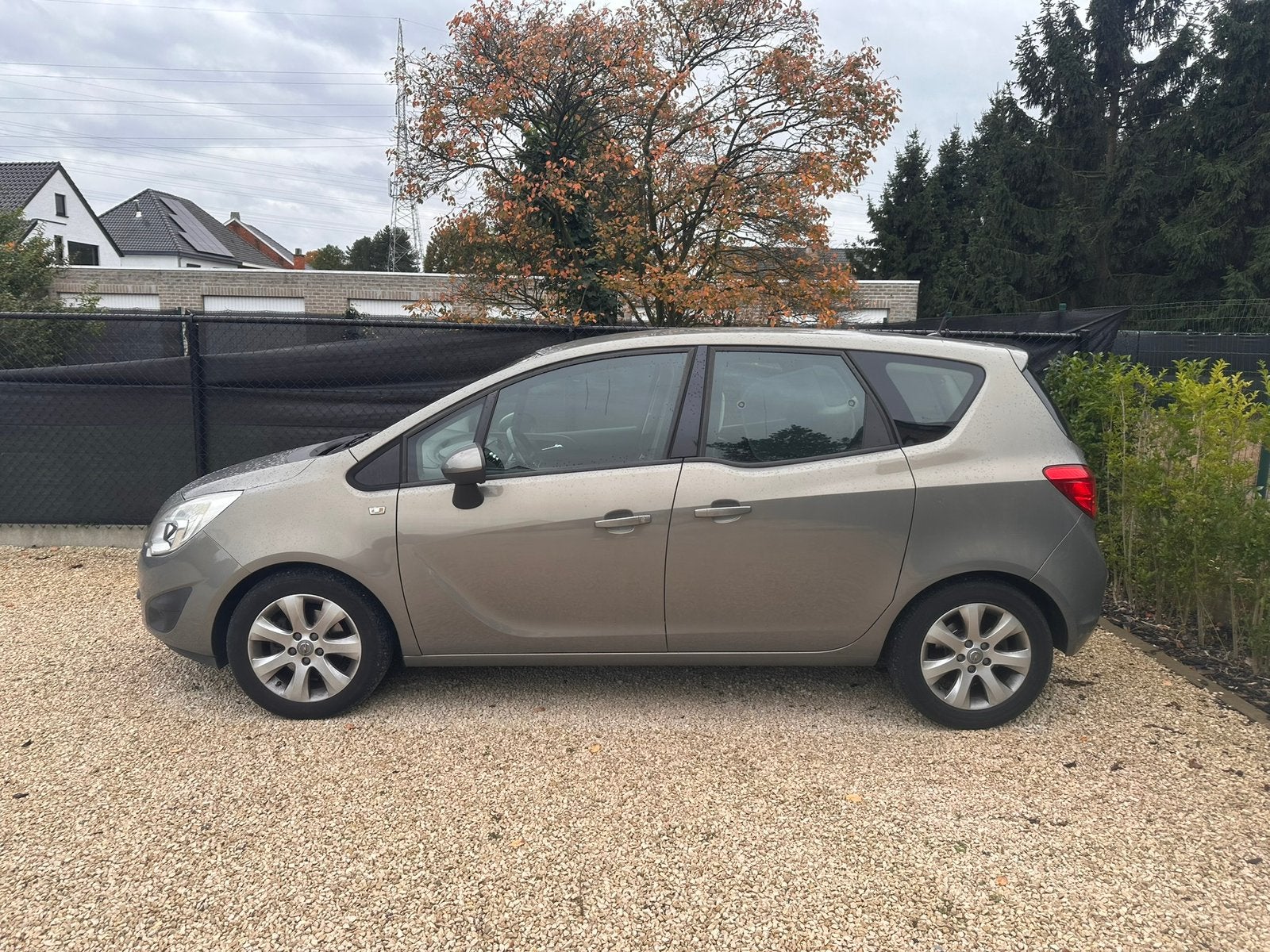 Opel Meriva 1.4 Benzine – 2011 – 165.000 km, Auto's, 4 cilinders, 5 deurs, Particulier, 1000 kg
