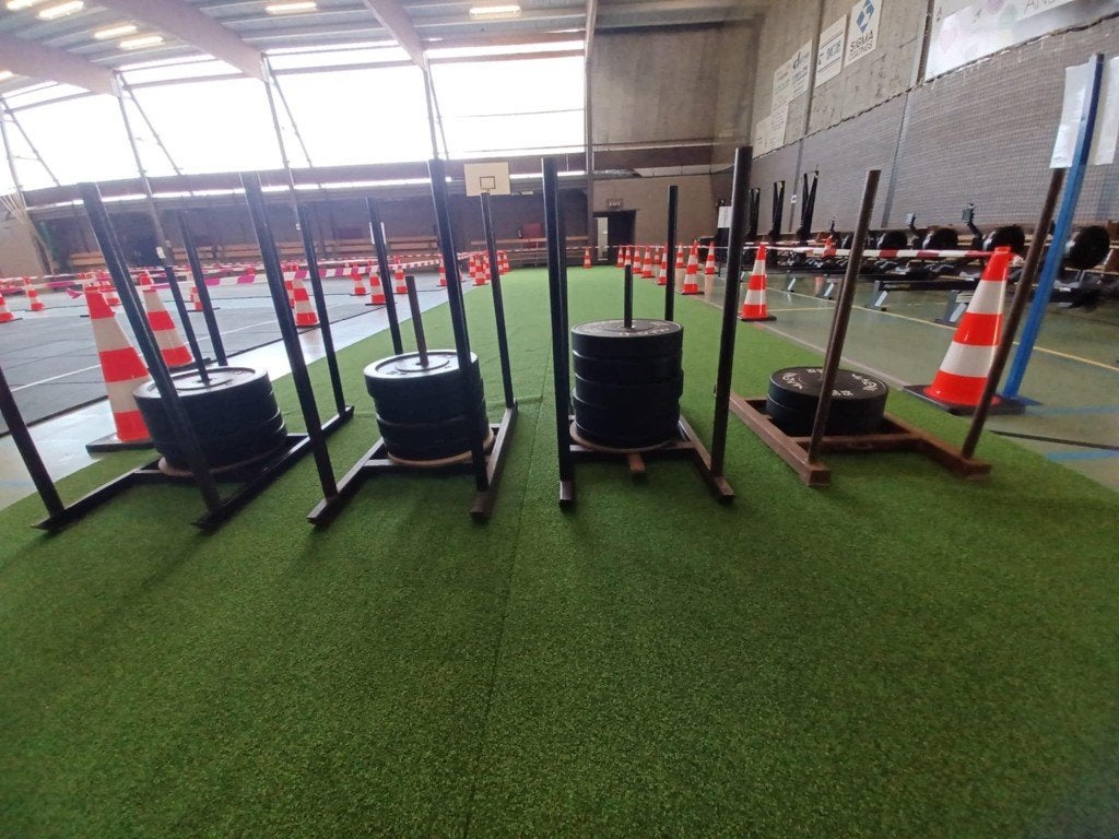 Gazon artificiel / sprinttrack 2m x 20m (Unicolor) (occas), Info@kriden.be, Belgique, Ophalen of Verzenden, Zo goed als nieuw