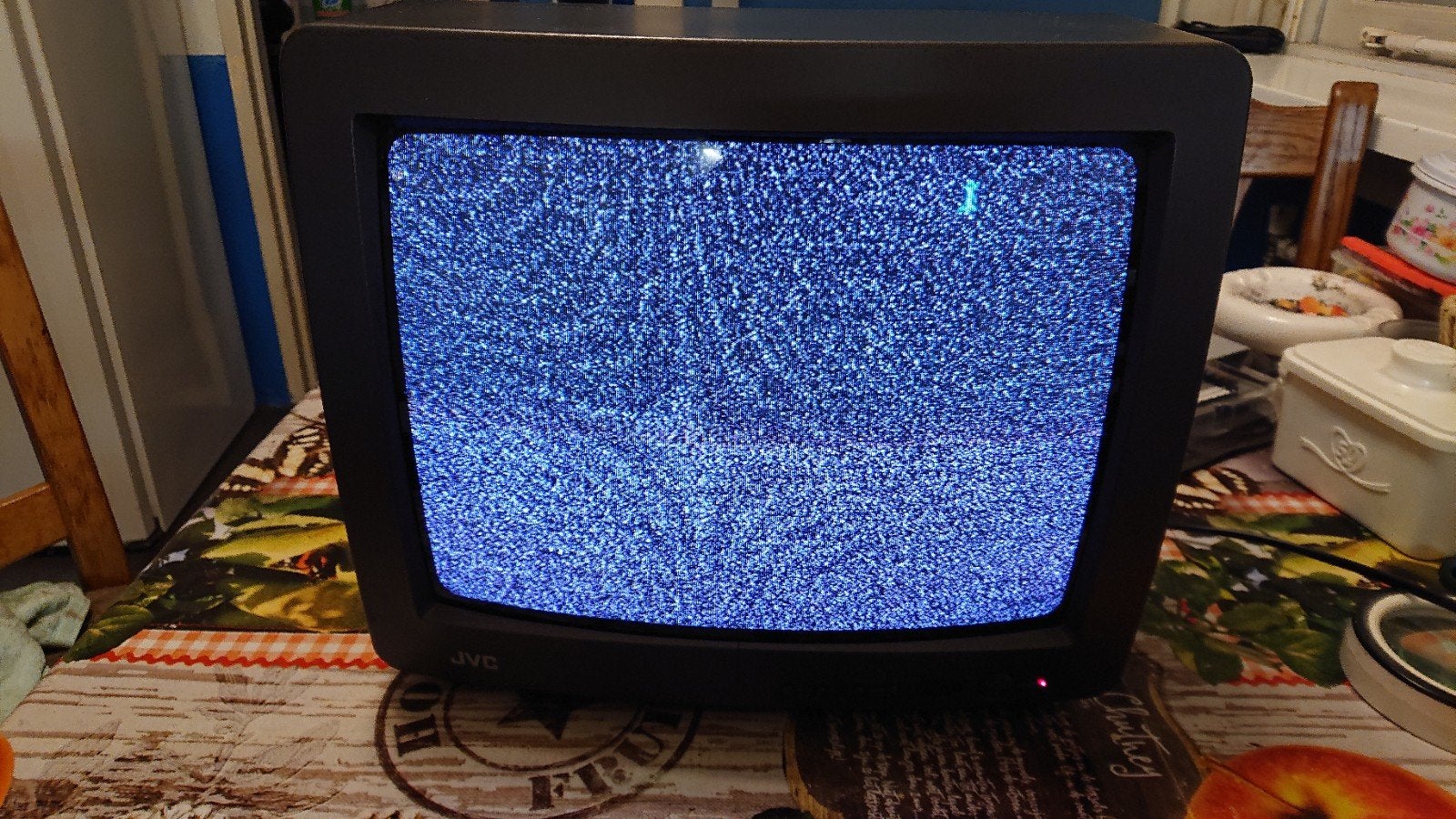 Téléviseur couleur JVC 37 cm à écran plat, Enlèvement ou Envoi, Comme neuf, Moins de 40 cm, Autres marques