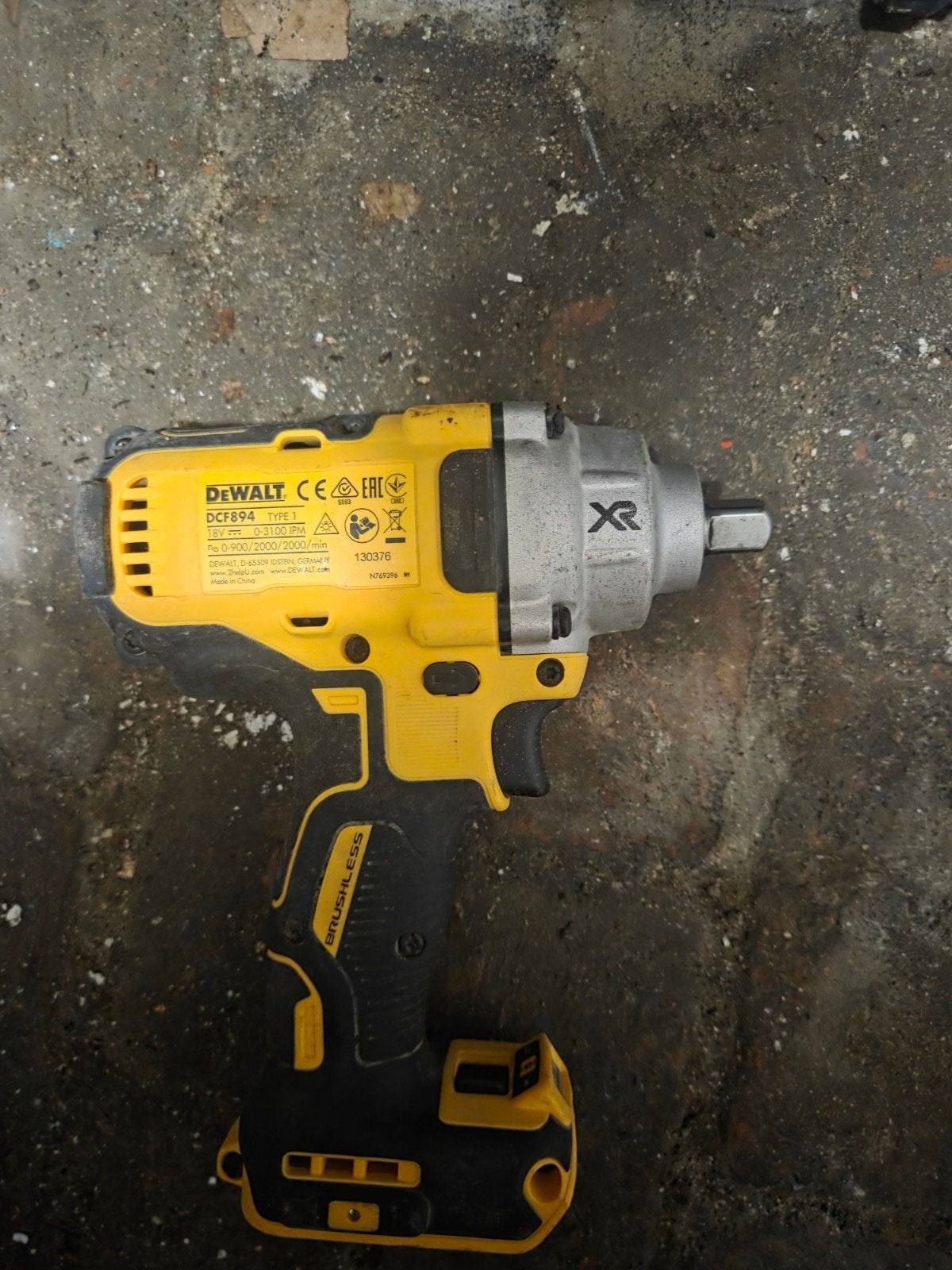 DeWalt DCF894 slagmoersleutel + 8 doppen MAKITA — 190, Doe-het-zelf en Bouw, Ophalen