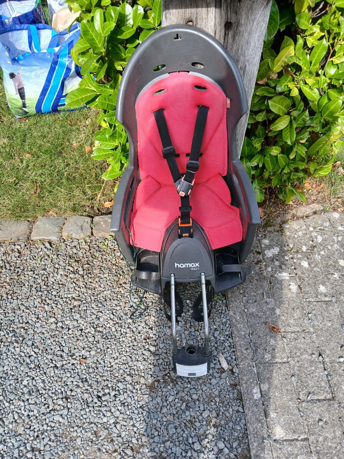 hamax smiley fietsstoeltje, Fietsen en Brommers, Fietsaccessoires | Fietsstoeltjes, Ophalen, Gebruikt, Achterzitje, Voetsteuntjes