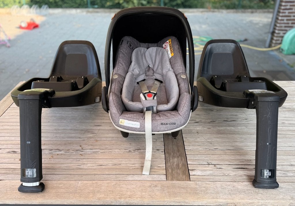 Maxi Cosi + 2 auto iso fix bases, Protection latérale, Enlèvement, Utilisé, 0 à 10 kg