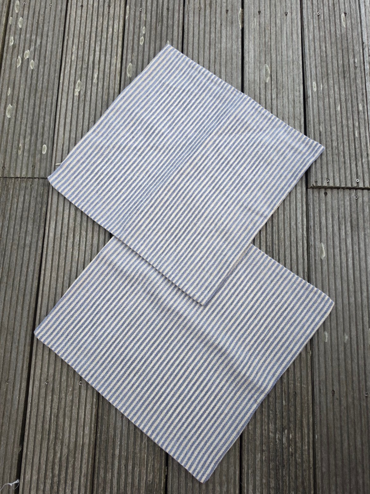 Lot de 2 housses de coussin rayées bleu et écru –, Enlèvement ou Envoi, Bleu