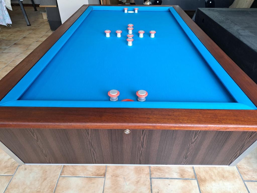 Billard à bouchons remis à neuf, Sports & Fitness, Billards & Billards américains, Enlèvement ou Envoi