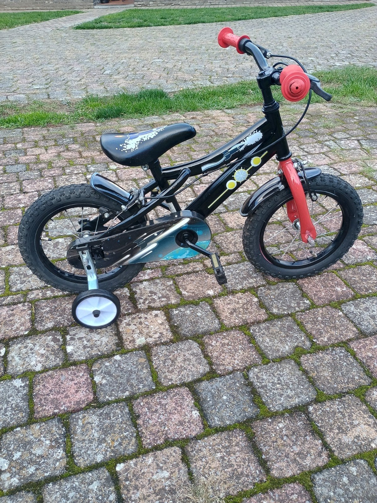 14 inch fietsje, Fietsen en Brommers, Ophalen, Zijwieltjes, Gebruikt, Velgrem