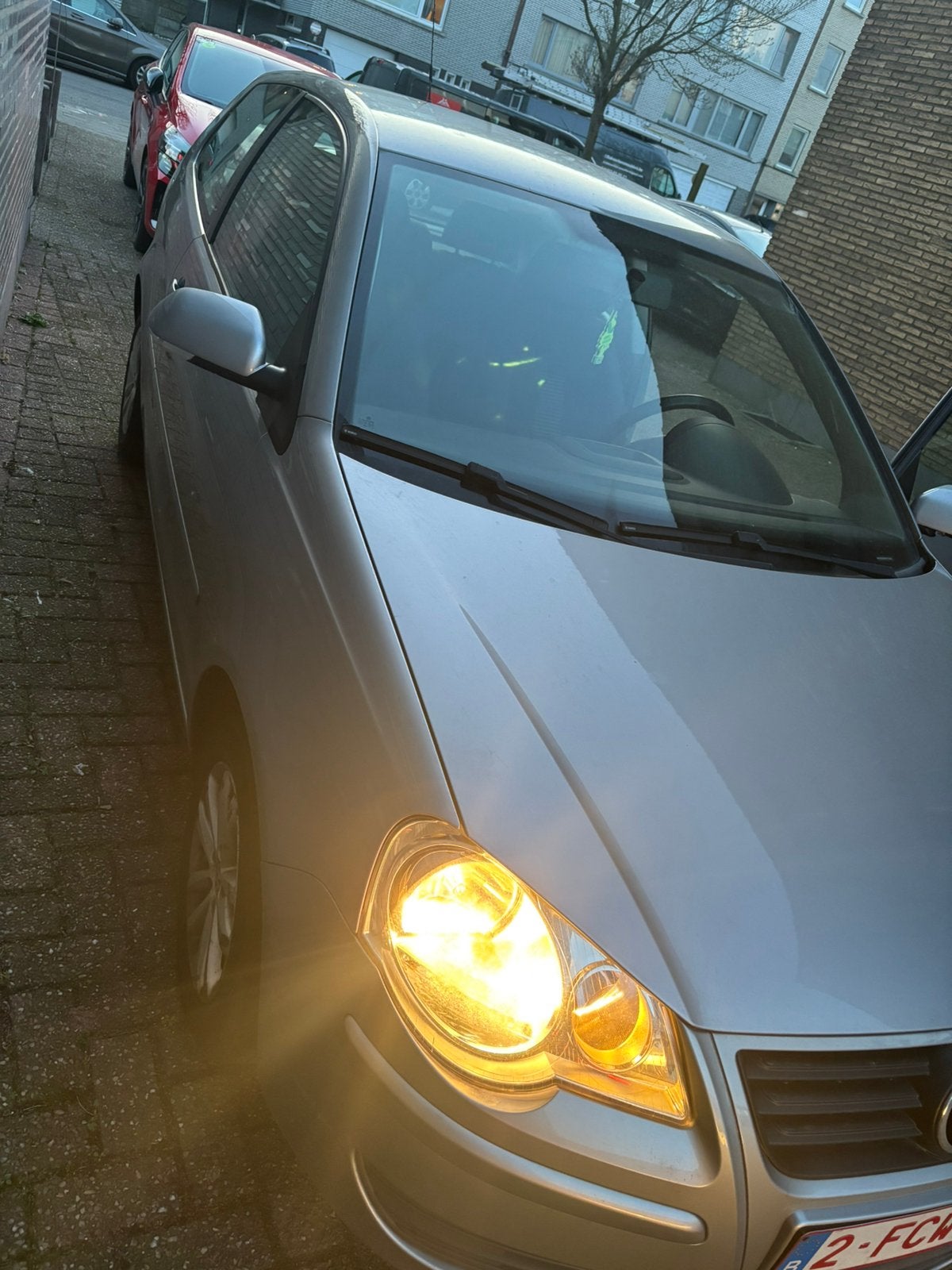 Volkswagen polo te koop, coupé, zilver kleur, 3500€, Enlèvement, Volkswagen