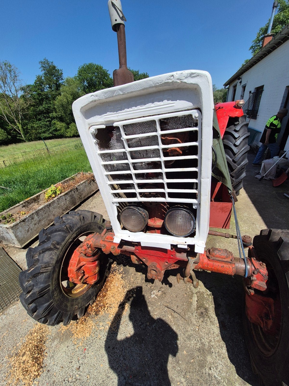 Tracteur Bélarus, Articles professionnels