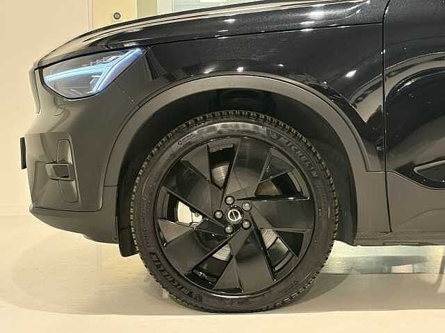 Volvo EC40 Black Edition Plus  Twin Motor Performance, Automaat, Zwart, 5 zetels, https://public.car-pass.be/vhr/b7589b7c-d989-485d-903b-260463e9955c
