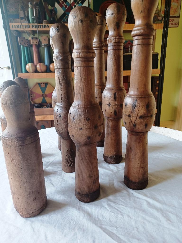 Ancien jeu de quilles en bois du sud-ouest de la France, Antiquités & Art, Enlèvement ou Envoi