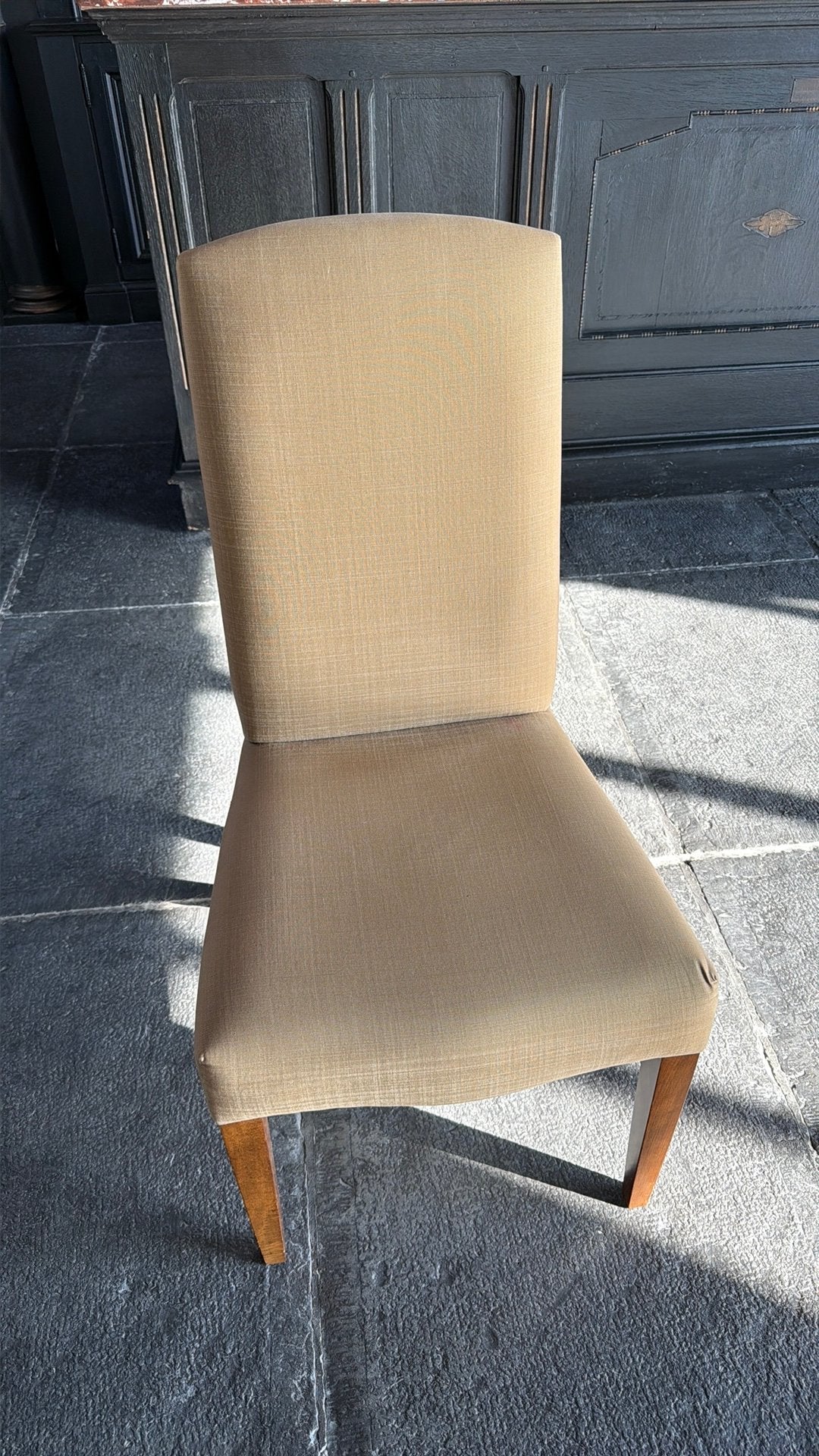 Mooie stoffen stoelen in verschillende kleuren 12 stuks, Huis en Inrichting, Ophalen, Gebruikt, Rood, Hout