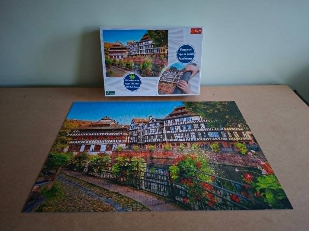 Trefl: Puzzel "Straatsburg - strasbourg" (1000 stukken), Hobby en Vrije tijd, Denksport en Puzzels, Gebruikt, Legpuzzel, 500 t/m 1500 stukjes