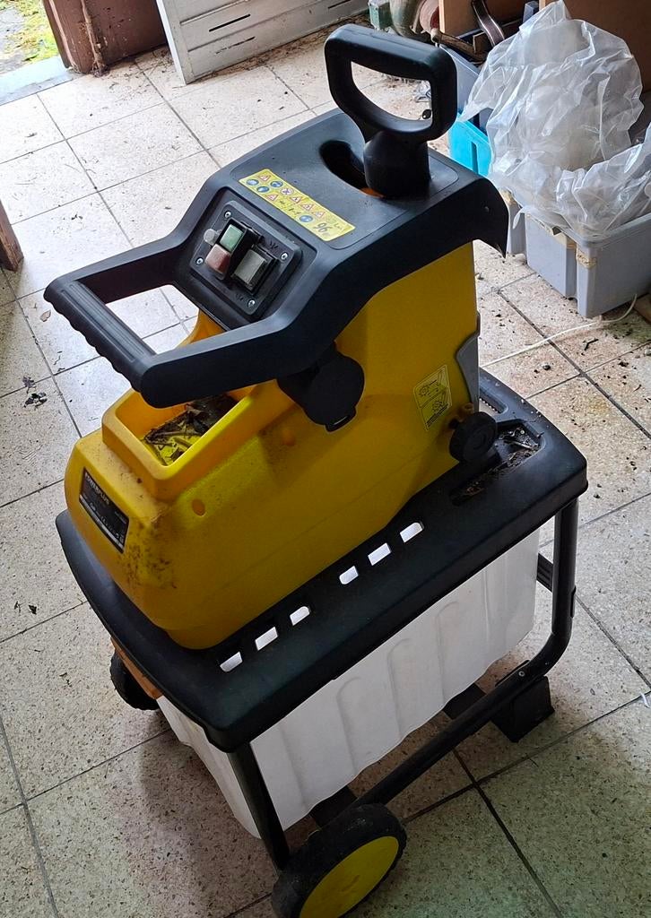 Broyeuse PowerPlus, Enlèvement