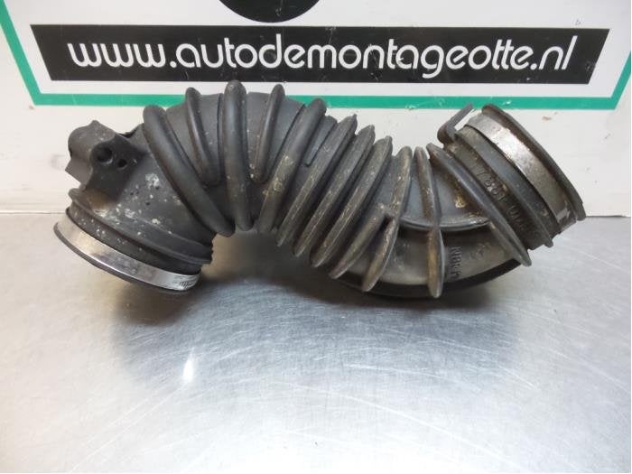 Tuyau d'aspiration air d'un Toyota Avensis (Avensis 03-), -, 3 mois de garantie, Toyota, Utilisé