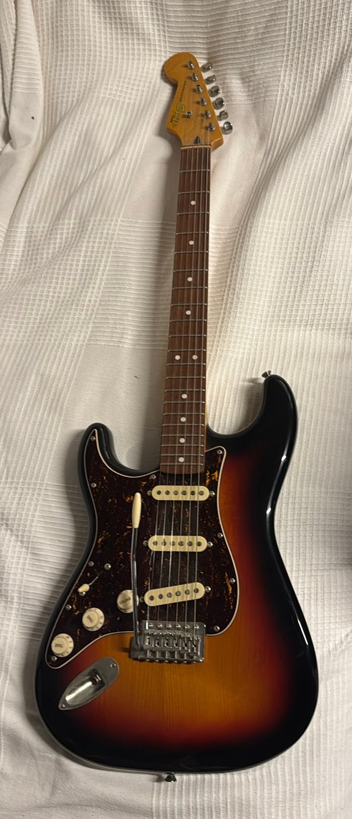Linkshandige Squier (by Fender) Stratocaster met tremolo, Ophalen, Zo goed als nieuw, Solid body, Overige merken