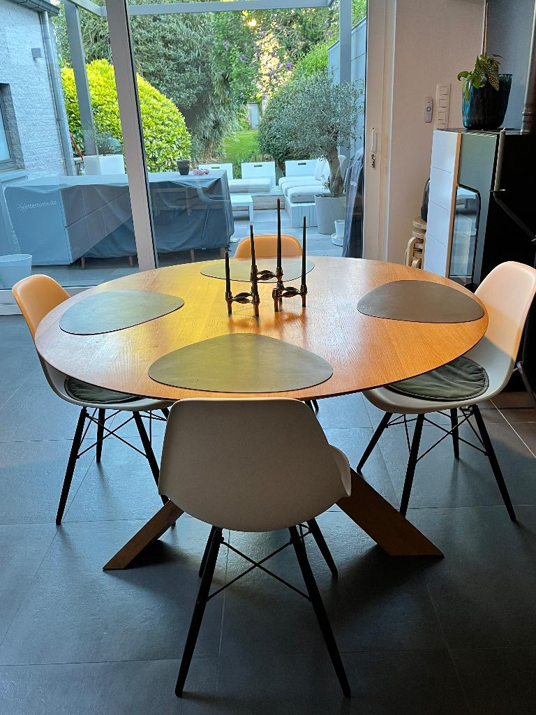 Table ronde en chêne Ethnicraft, Maison & Meubles, Tables | Tables à manger, 100 à 150 cm, Cinq personnes ou plus, Design, Rond
