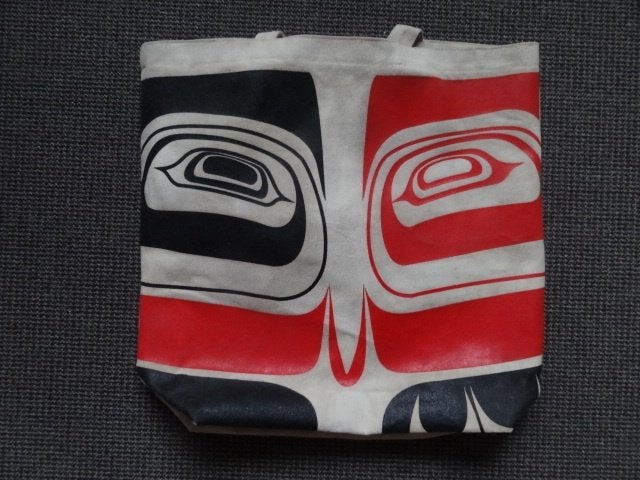 Sac Inuit, Eskimo Owlfish avec design de Ken Campbell, Antiquités & Art, 45 cm, Textile, Multicolore, Envoi