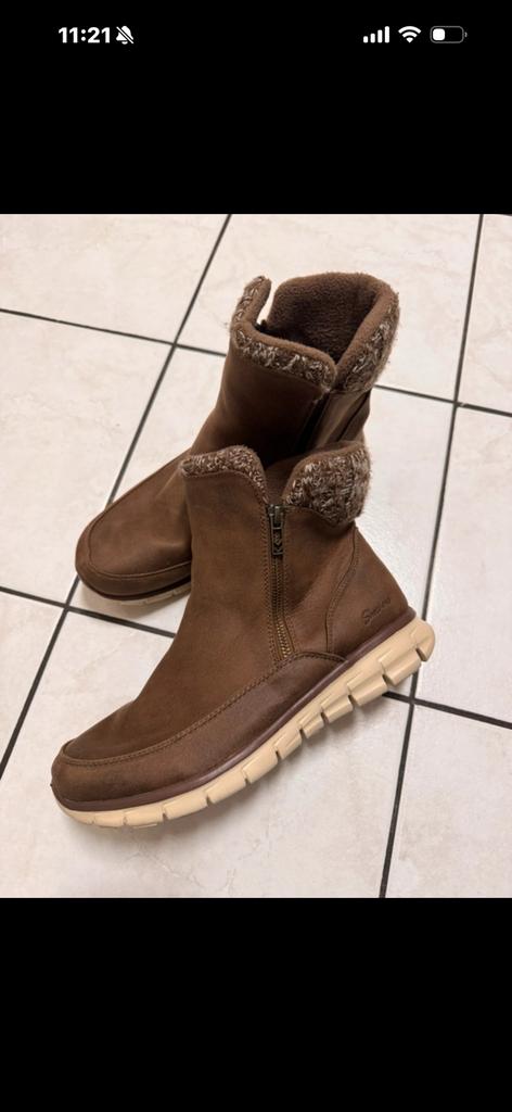 Dames winterboots van Skechers – maat 40, Kleding | Dames, Schoenen, Zo goed als nieuw, Bruin, Verzenden