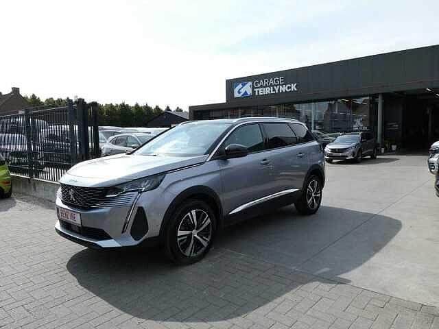 Peugeot 5008 1.2 i benzine 130pk 7pl Allure Camera ACC BLIS, Auto's, Peugeot, 94 kW, 7 zetels, USB, Bedrijf