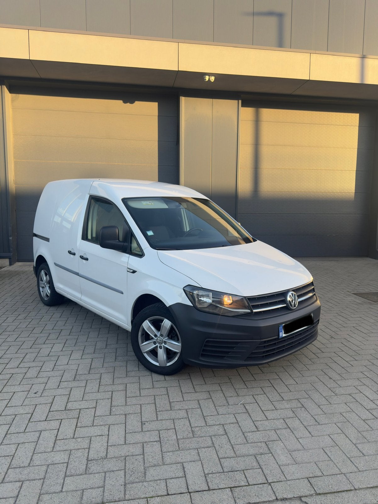 Volkswagen Caddy 2.0 TDI — 2016 — Euro 6b — 130 000 km, Autos, Achat, Euro 6, Caddy Combi, Boîte manuelle