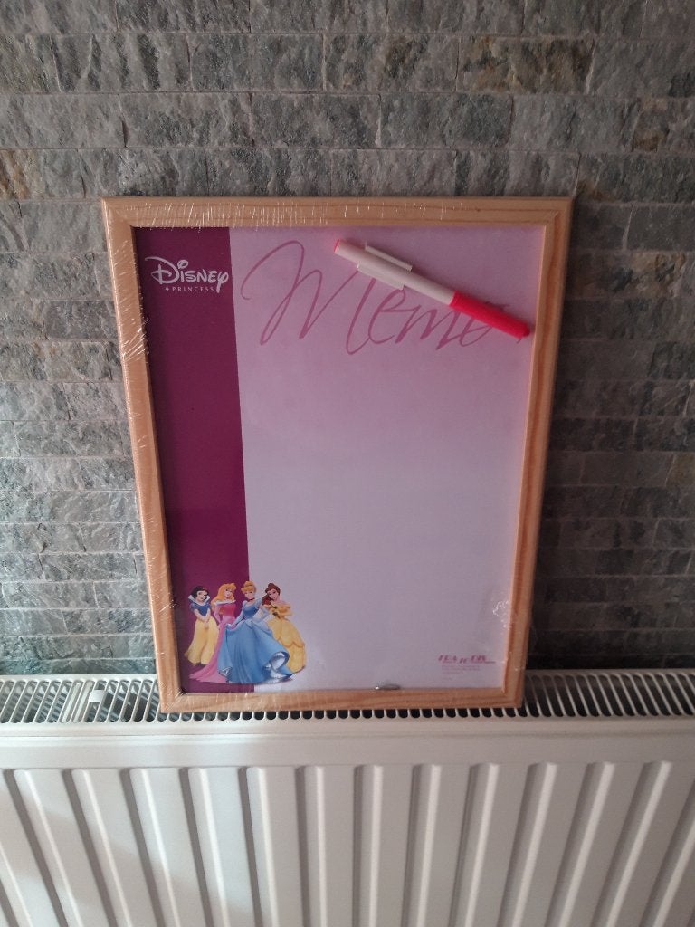 Nieuw Disney schrijfbord / memobord met stift, Huis en Inrichting, Woonaccessoires | Memoborden, Ophalen of Verzenden, Nieuw, Overige typen