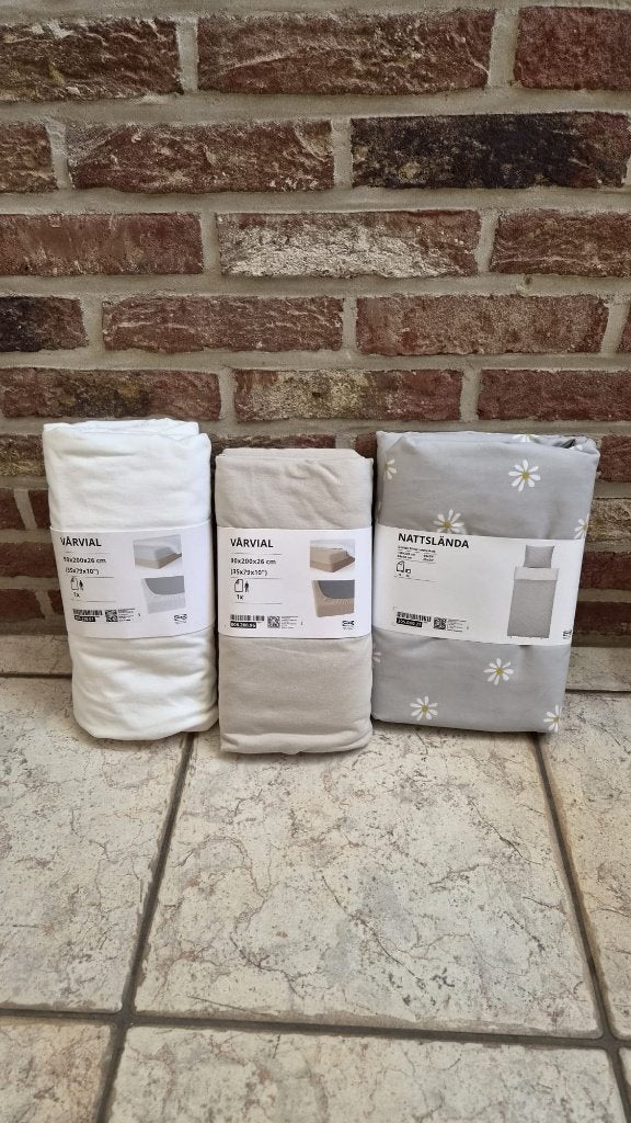 VÅRVIAL & NATTSLÄNDA Beddengoed, Huis en Inrichting, Ophalen, Nieuw, IKEA