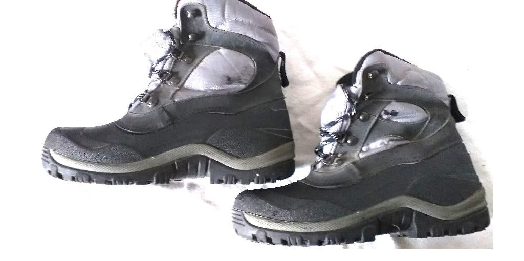 lot 2 Chaussures  taille 42, Vêtements | Hommes, Envoi