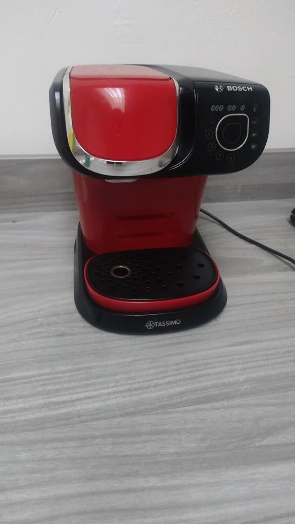 Machine Tassimo presque jamais servi, Electroménager, Cafetières, Enlèvement