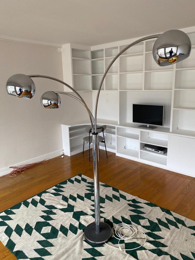 Grand lampadaire vintage chromé 3 bras style italien, Utilisé, 150 à 200 cm, Enlèvement, Métal