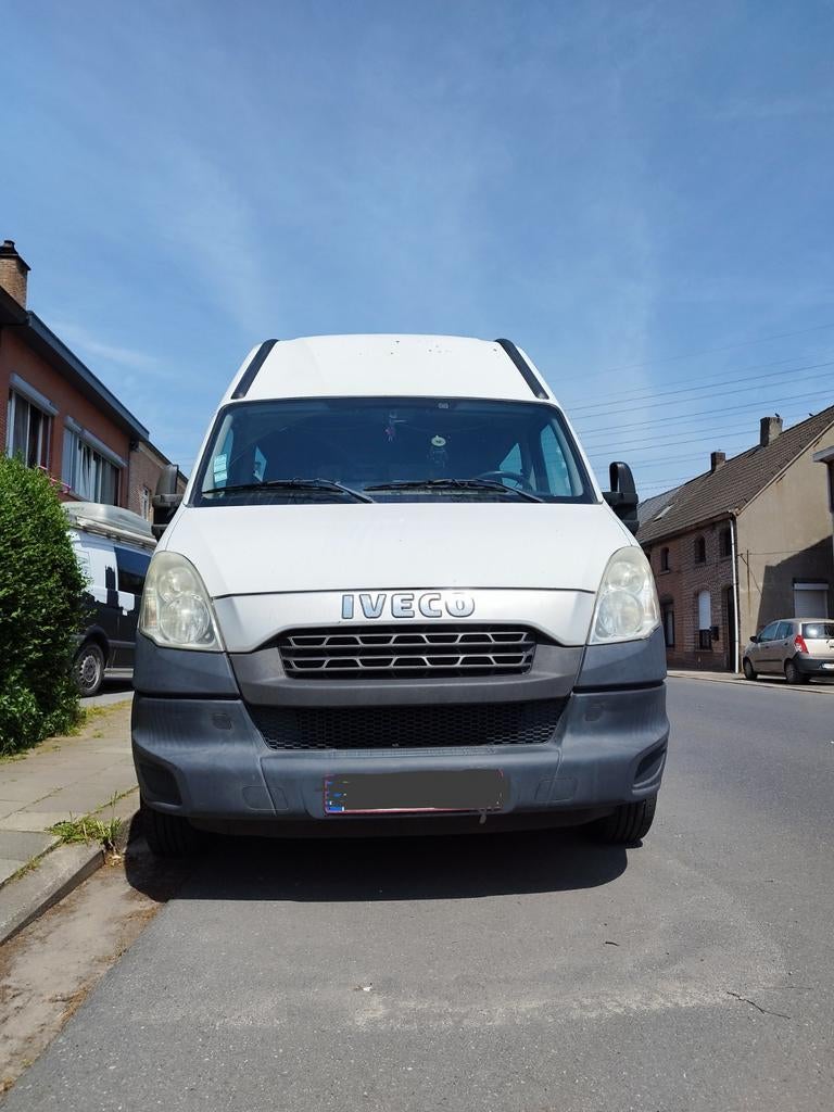 Bestelwagen Iveco Daily, Iveco, Handgeschakeld, Te koop, Particulier