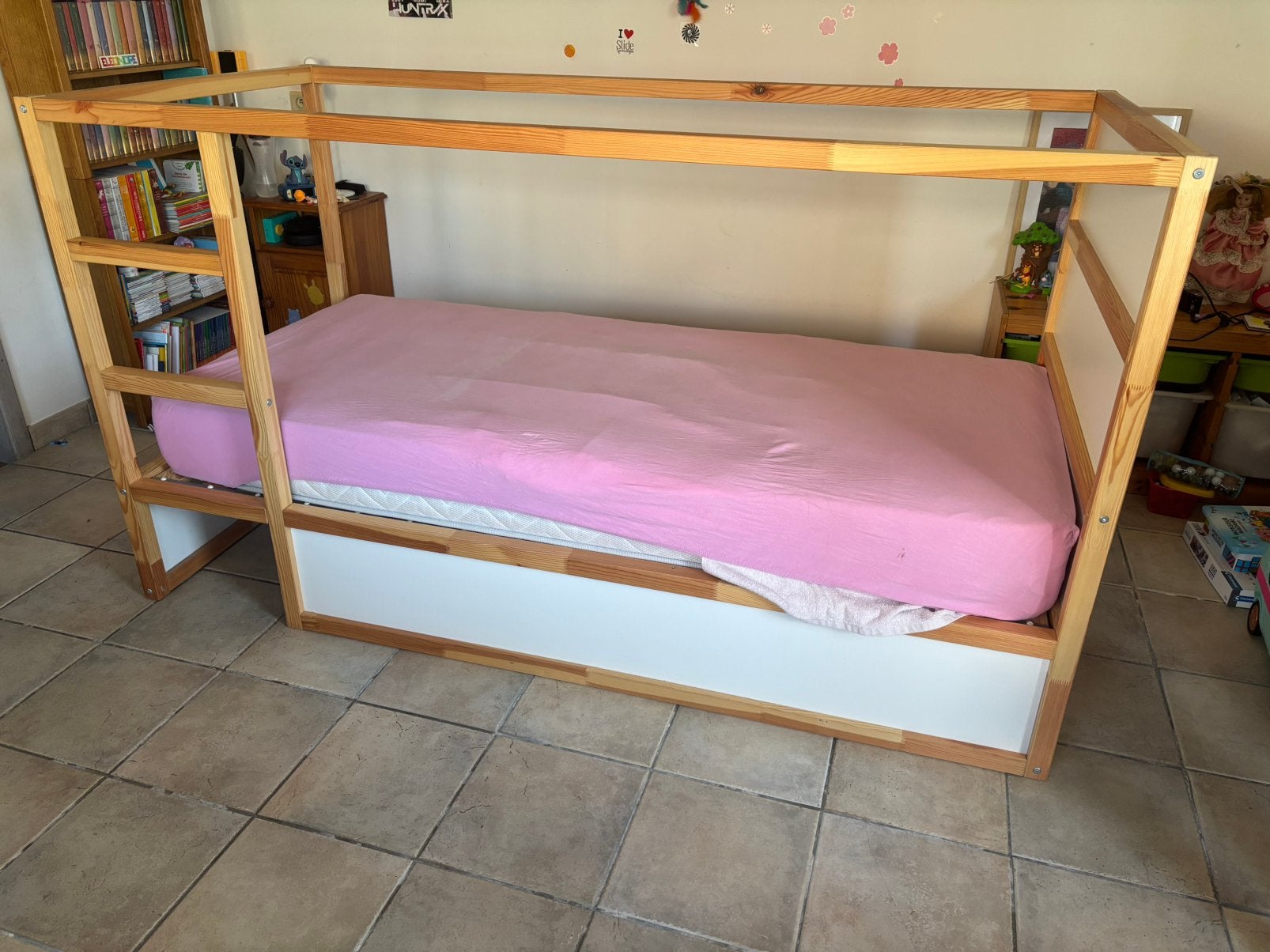 Lit kura ikea, Enfants & Bébés, Chambre d'enfant | Lits superposés & Lits mezzanines, Enlèvement, Utilisé