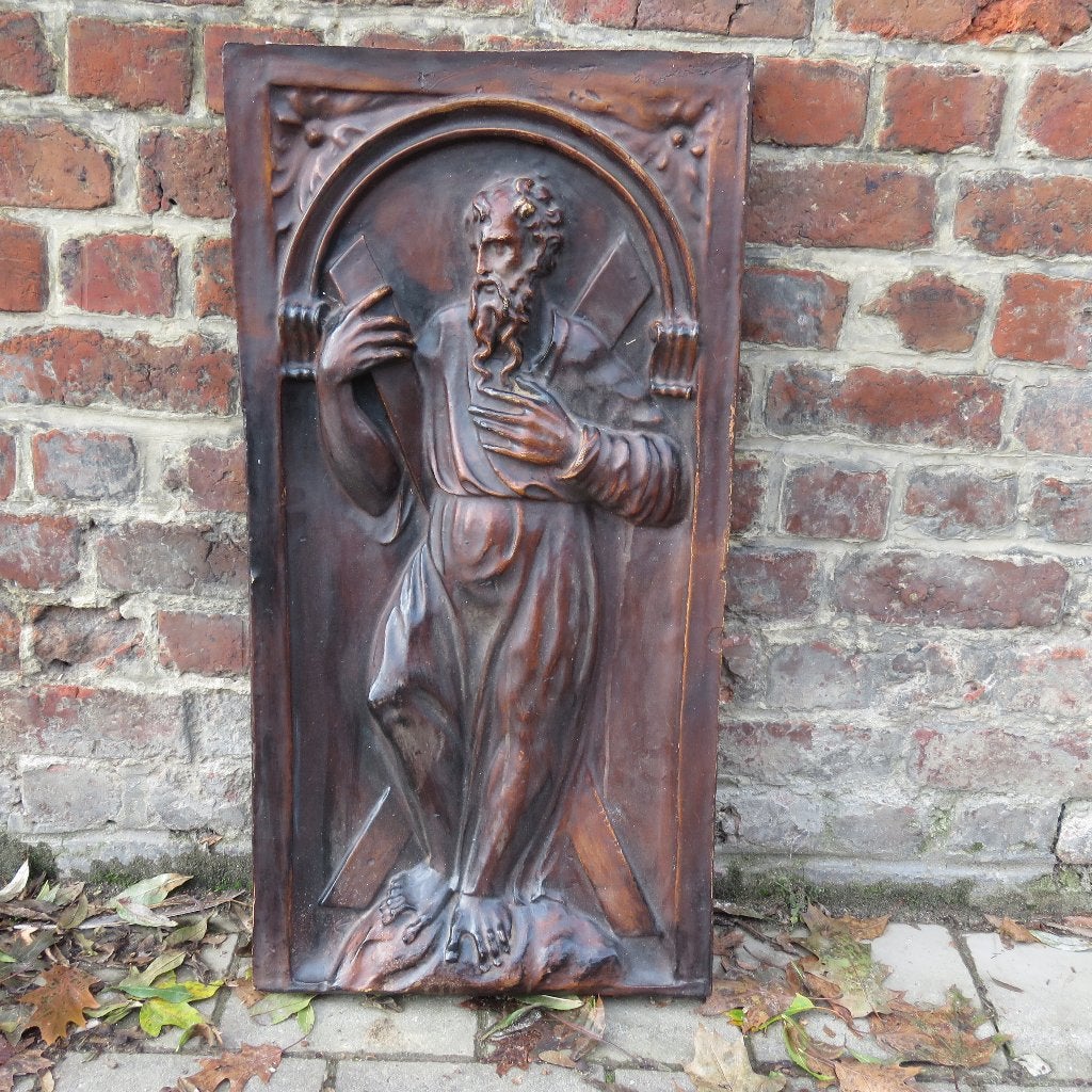 Panneau en plâtre de Saint André avec croix, Enlèvement