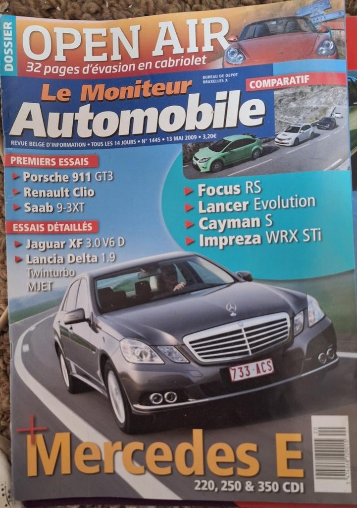 Énorme lot d'anciens moniteur de l'automobile, Livres