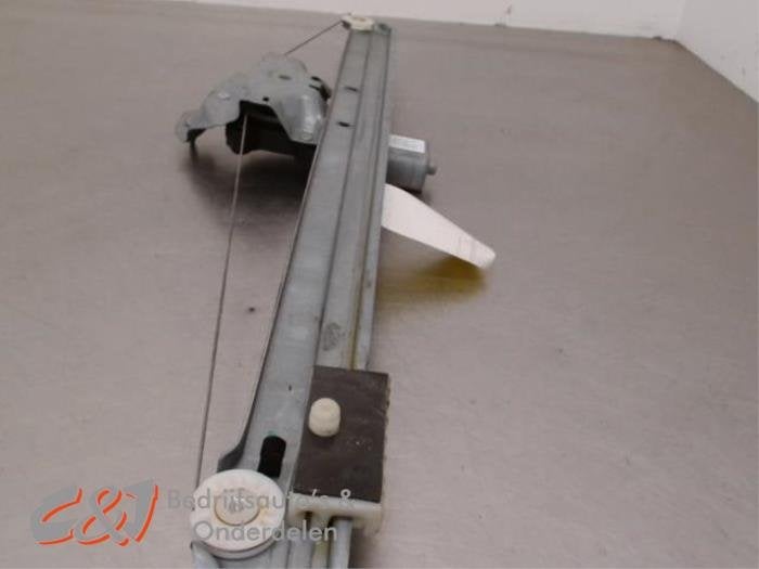Mécanique vitre 2portes avant droite d'un Opel Vivaro, -, Opel, 3 mois de garantie, Utilisé