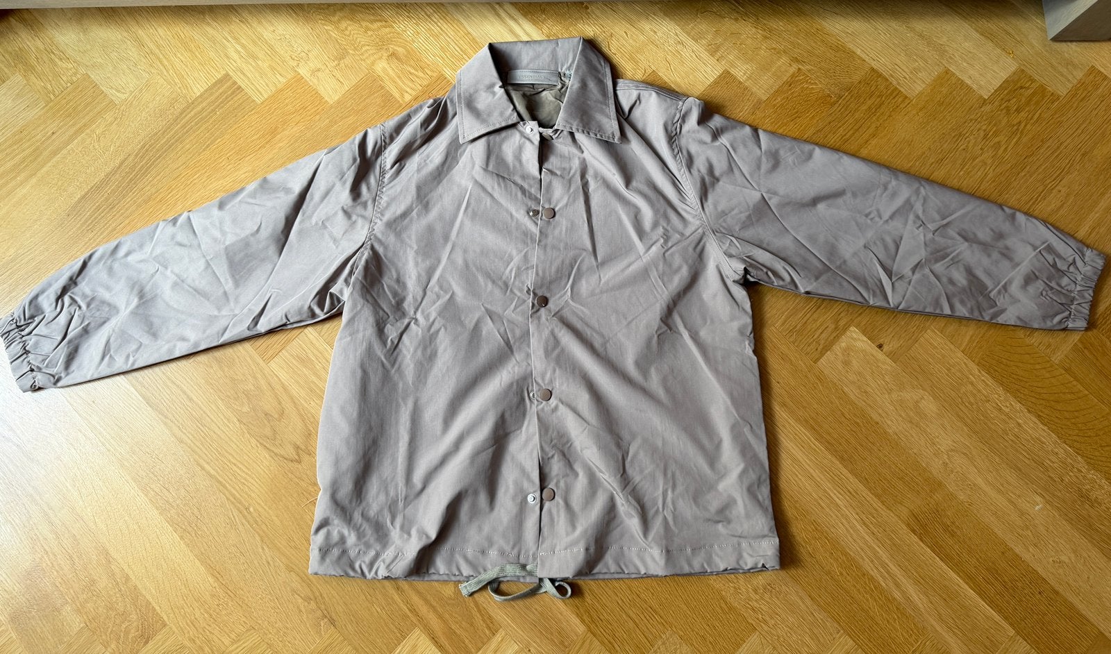 Essentials vest, Kleding | Dames, Truien en Vesten, Ophalen of Verzenden, Zo goed als nieuw