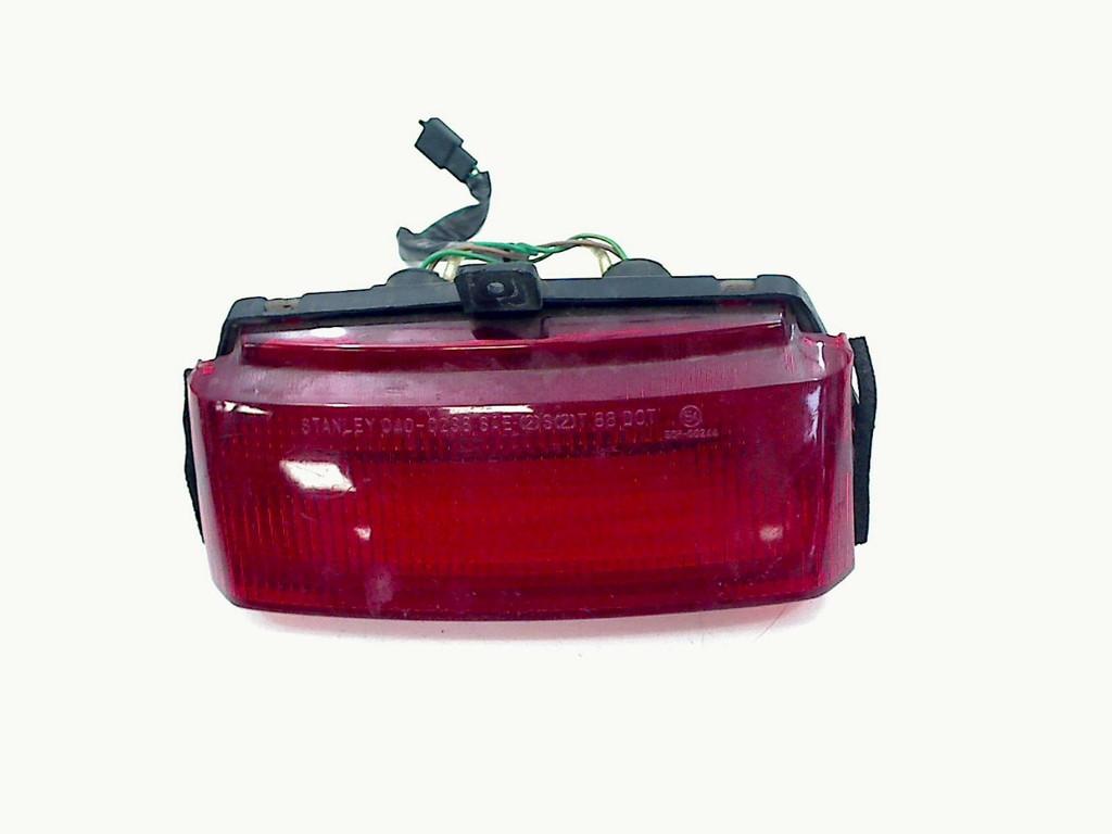 FEU ARRIÈRE VFR 750 F 1994-1997 (VFR750F RC36) (040-0238), Motos, Pièces | Honda, Dhr. S. di Majo, Utilisé, Info@cama-motorparts.nl