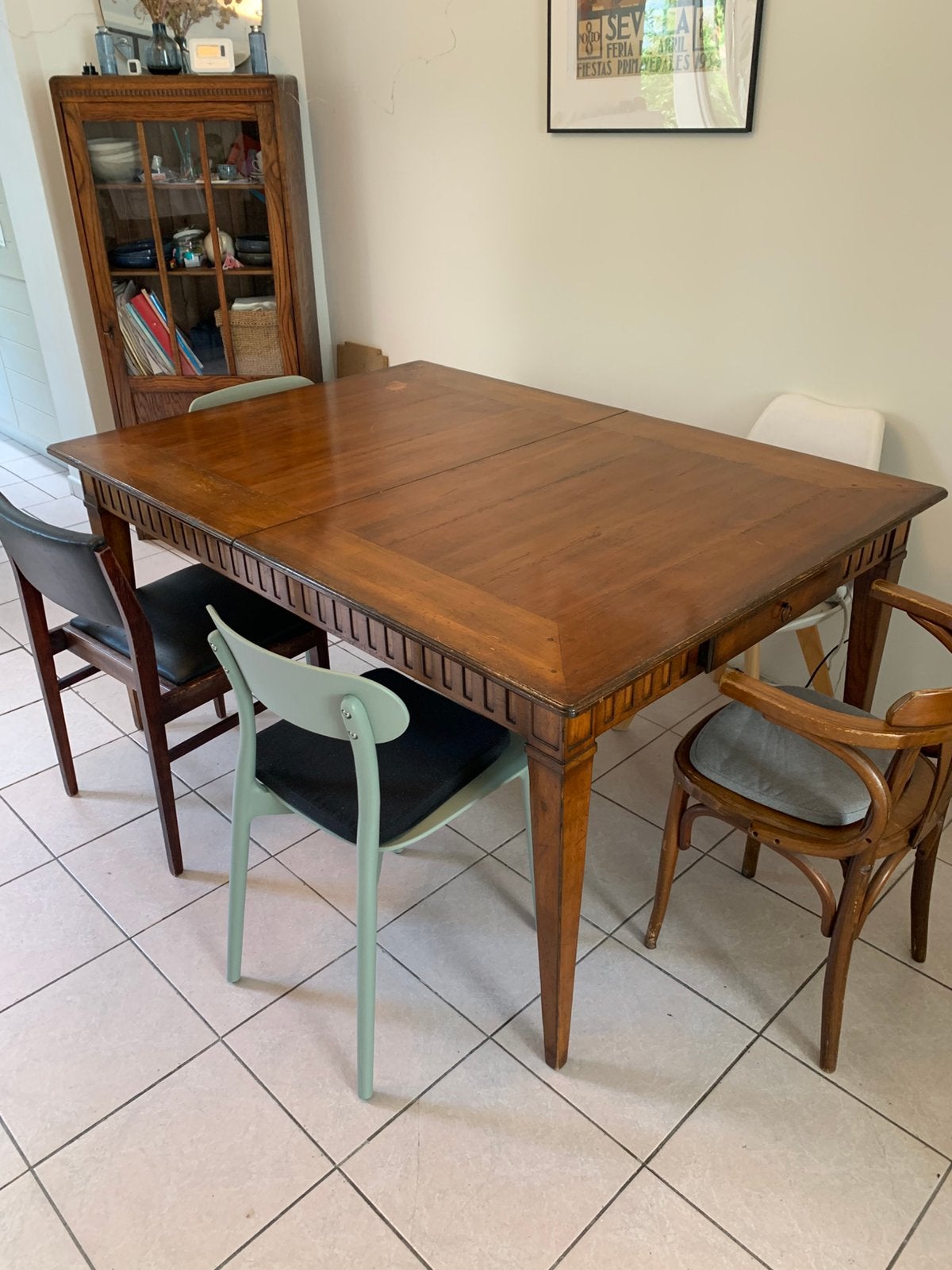 Table à manger en bois massif, 150 à 200 cm, Cinq personnes ou plus, 100 à 150 cm, Enlèvement