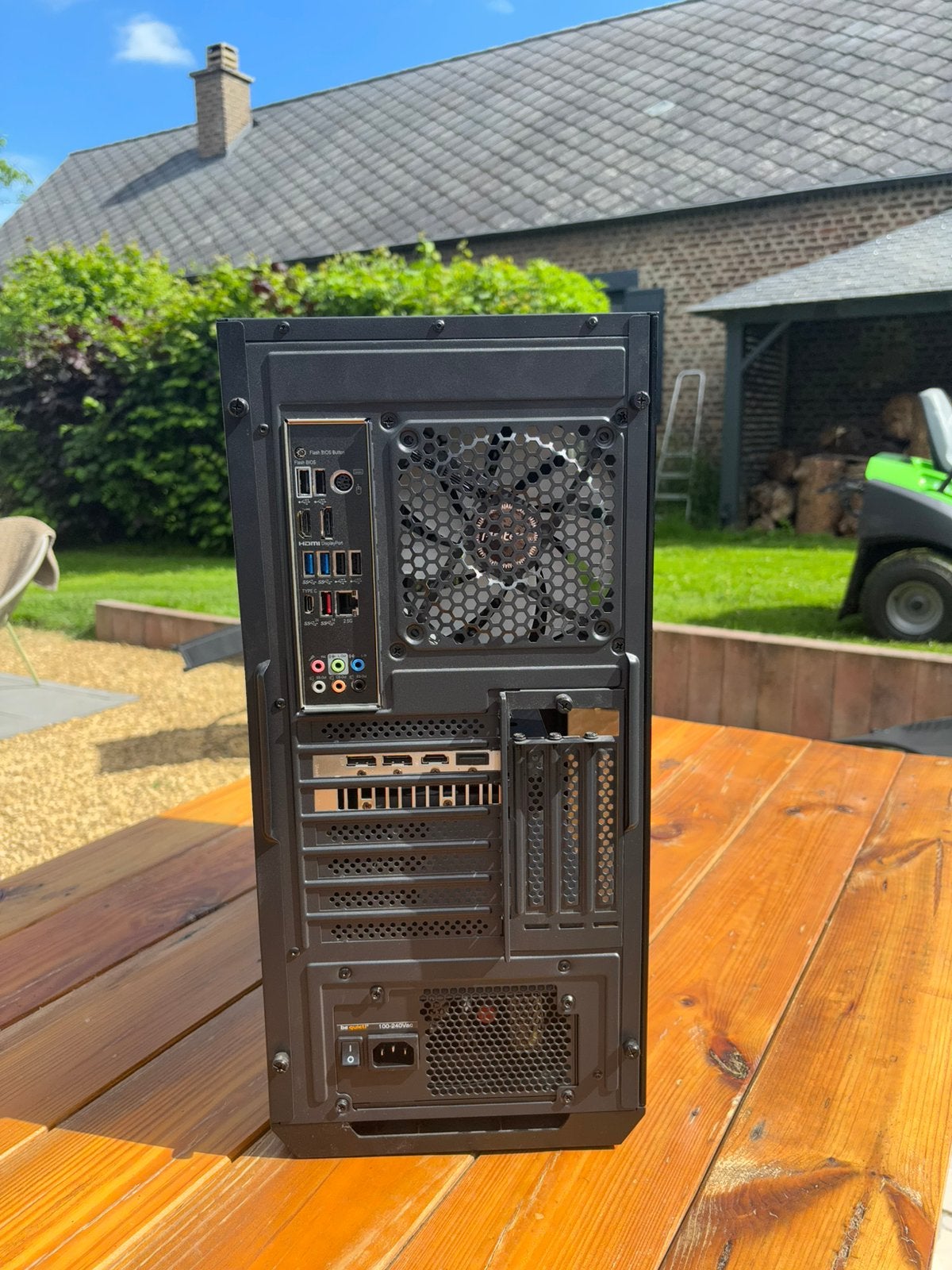 PC Gamer i7-11700KF/RX 6600 8 GB/16 GB RAM, Ophalen, Zo goed als nieuw