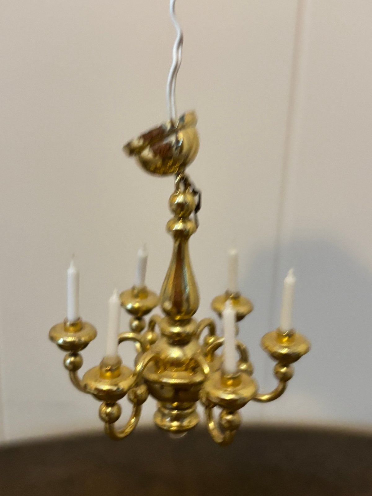 Gouden kroonluchter voor poppenhuis vintage, Ophalen of Verzenden, Zo goed als nieuw, Poppenhuis
