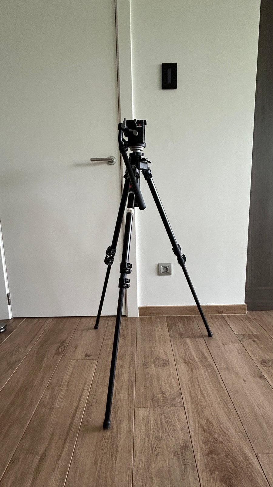 Statief Manfrotto 055cb, Audio, Tv en Foto, Fotografie | Statieven en Balhoofden, Ophalen, Gebruikt, Driepoot, 150 tot 175 cm