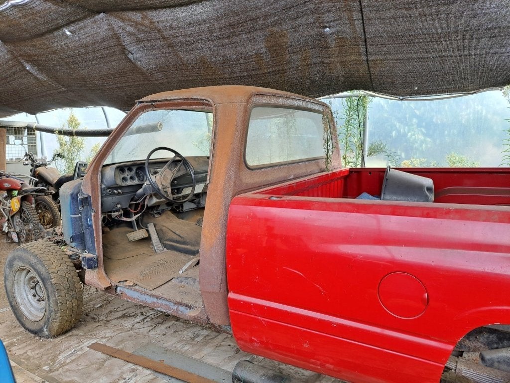 Dodge W200 voor restauratie met nieuwe onderdelen, Auto's, Oldtimers, Automaat, Vierwielaandrijving, Particulier, 2 deurs