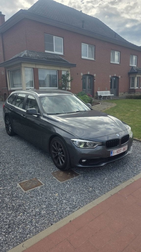 BMW 318d Touring Facelift Euro 6b - Automaat, Auto's, BMW, 1995 cc, Euro 6, 5 deurs, Particulier