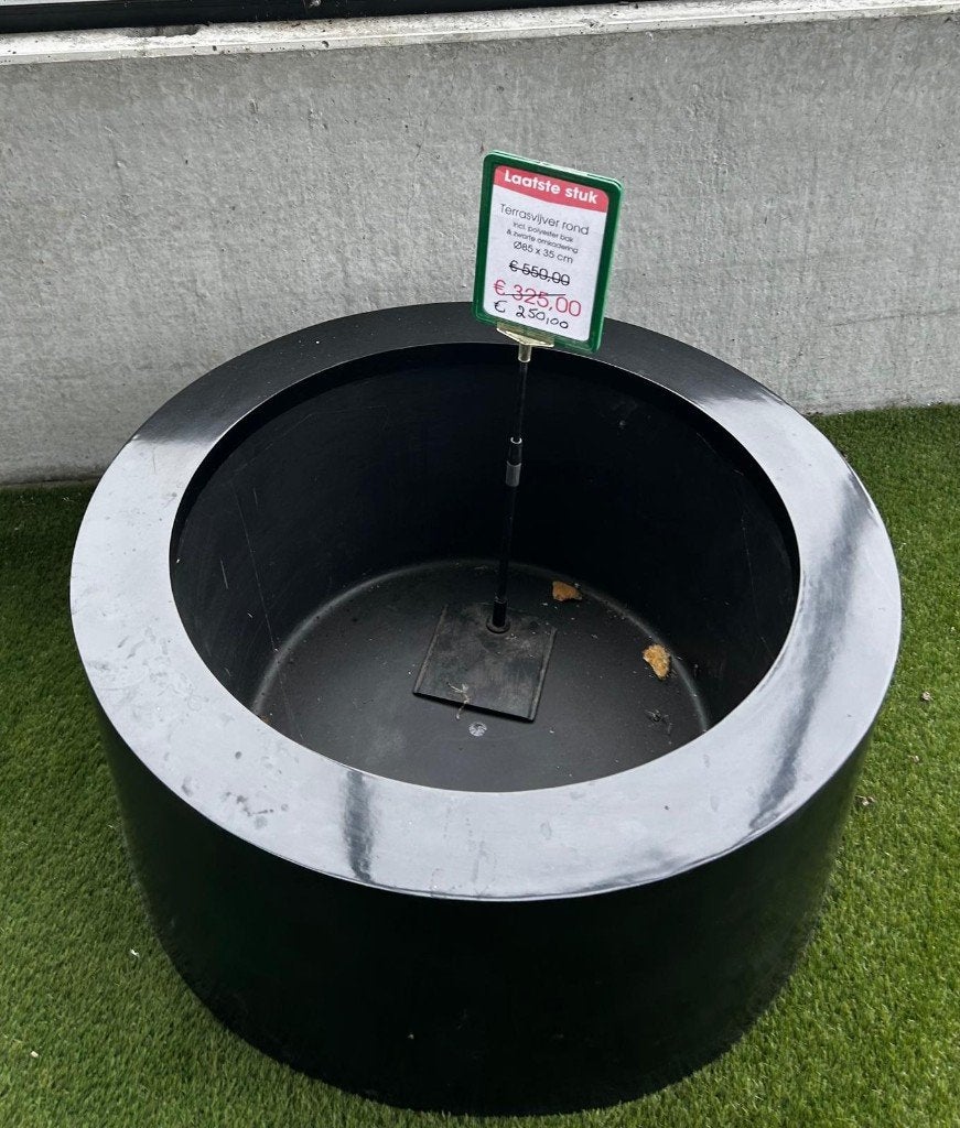 terrasvijver rond, Ophalen, Zo goed als nieuw