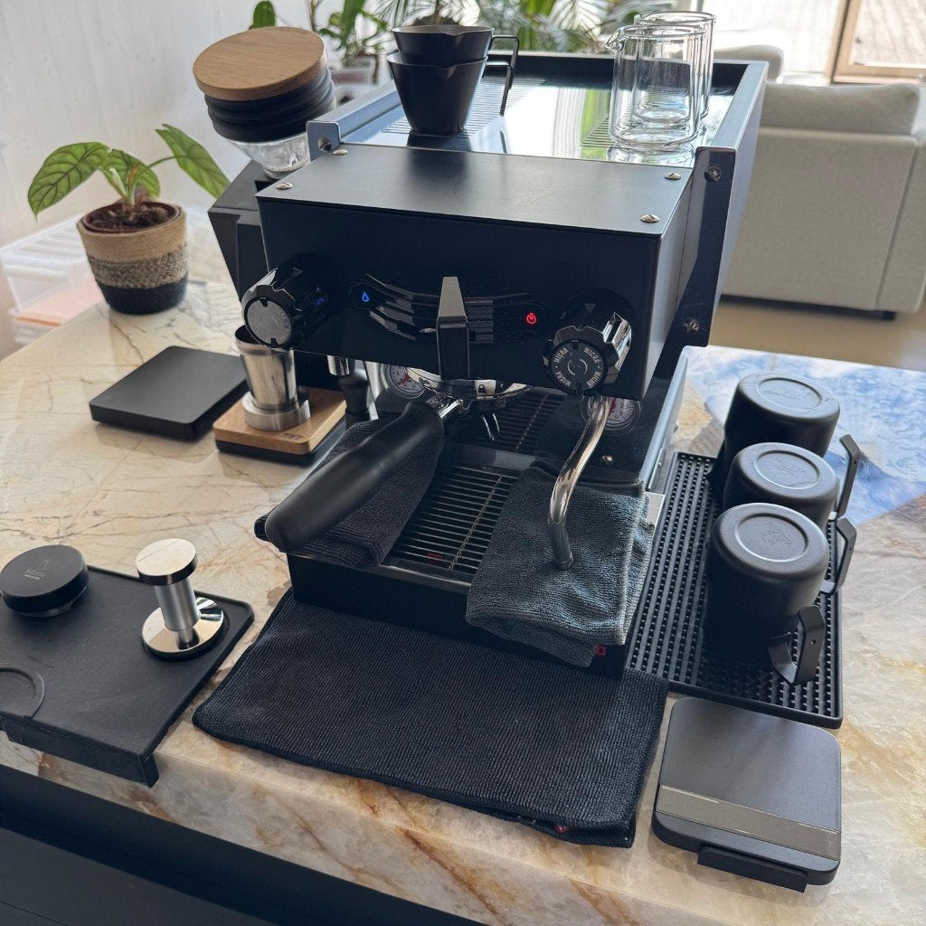 La Marzocco Linea Micra Black + complete home barista setup, Machine à espresso, Réservoir d'eau amovible, Café en grains, Comme neuf